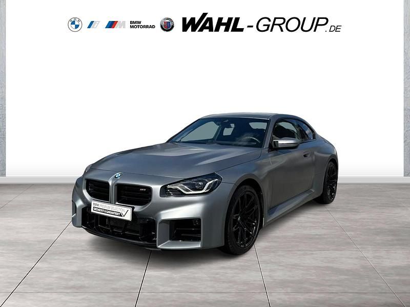 Grau Gebraucht 2024 BMW M2 Shadowline Coupé | 67.900 € (Teuer) - Bild 1/3