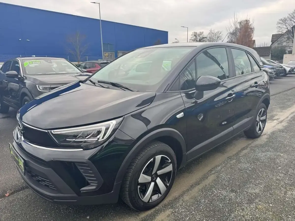 Gebraucht Opel Crossland Edition 131 PS (96 kW) 2022 Diamant schwarz SUV