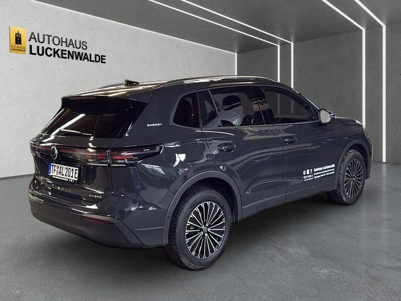 Gebraucht VW Tiguan 204 PS (150 kW) 2026 Grau SUV