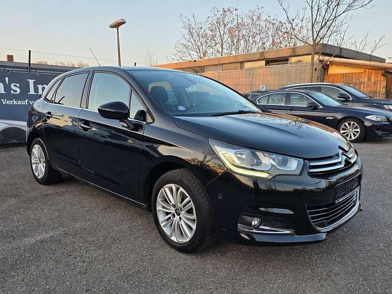 Gebraucht Citroën C4 110 PS (80 kW) 2017 Schwarz perla nera/metallic k Limousine