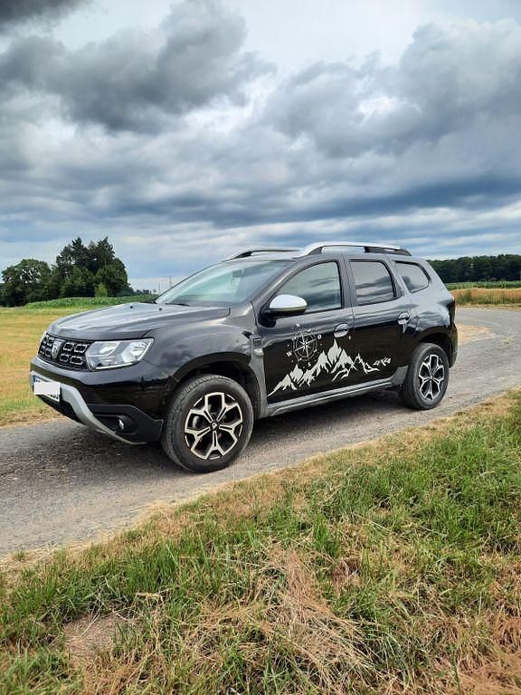 Schwarz Gebraucht 2019 Dacia Duster Adventure SUV | 15.000 € (Superpreis) - Bild 1/4