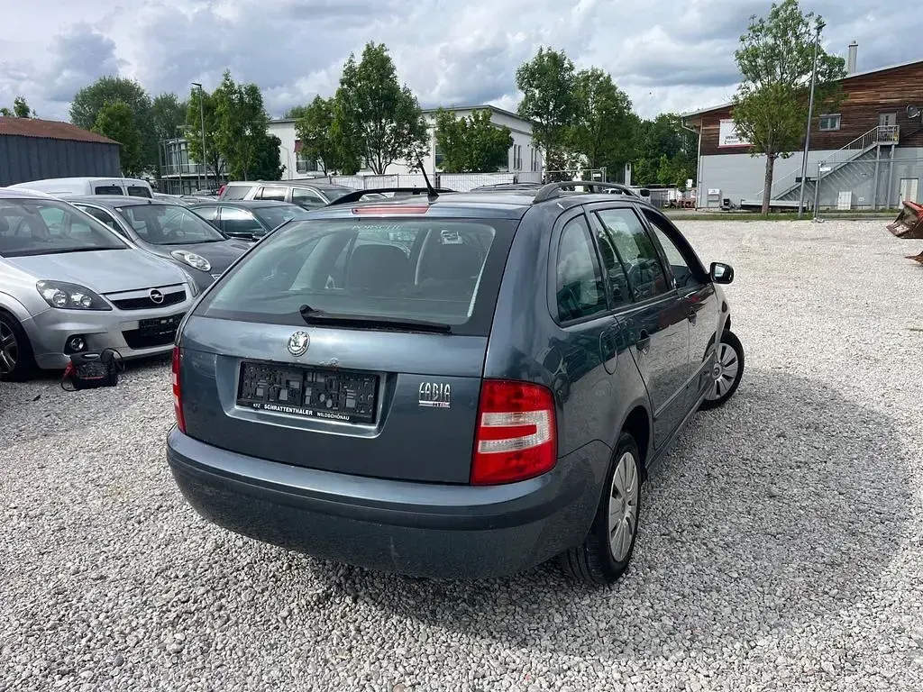 Gebraucht Skoda Fabia Ambiente 64 PS (47 kW) 2005 Grau Kombi