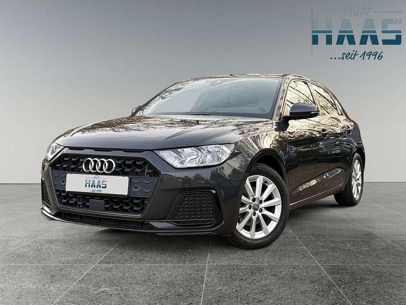 Manhattangrau metallic (metallic) Gebraucht 2019 Audi A1 Sportback Kleinwagen | 17.990 € (Fairer Preis) - Bild 1/4