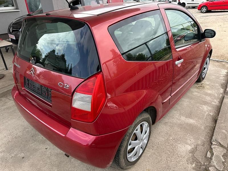 Gebraucht Citroën C2 Comfort 73 PS (53 kW) 2006 Rot Kleinwagen