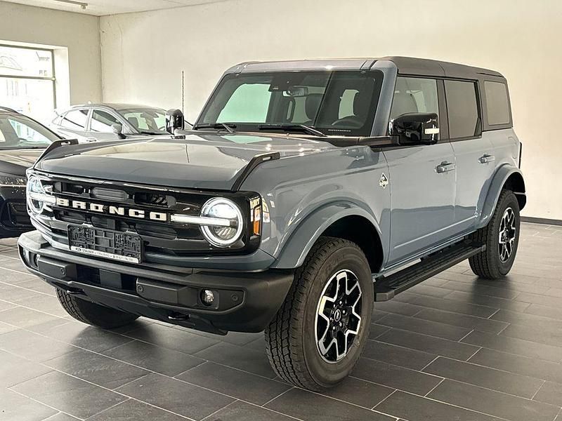 Neu Ford Bronco Outer Banks 334 PS (245 kW) 2026 Grau SUV