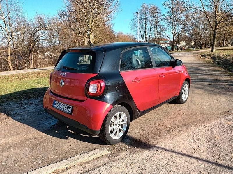 Gebraucht Smart ForFour Passion 71 PS (52 kW) 2015 Rot Kleinwagen
