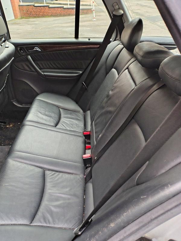 Gebraucht Mercedes C320 2003 Silber Kombi