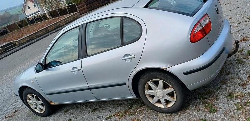 Gebraucht Seat Leon 101 PS (74 kW) 2006 Silber Kleinwagen