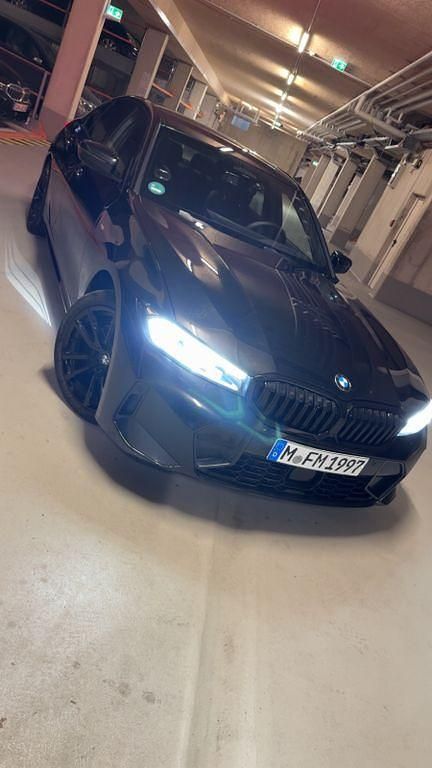 Gebraucht BMW 320 190 PS (139 kW) 2024 Schwarz Limousine