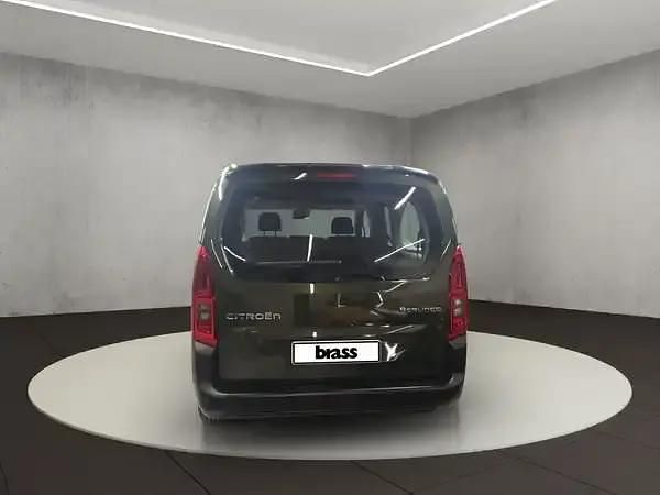 Neu Citroën Berlingo 131 PS (96 kW) 2026 Sirkkagrün (metalliclackieru Van / Kleinbus