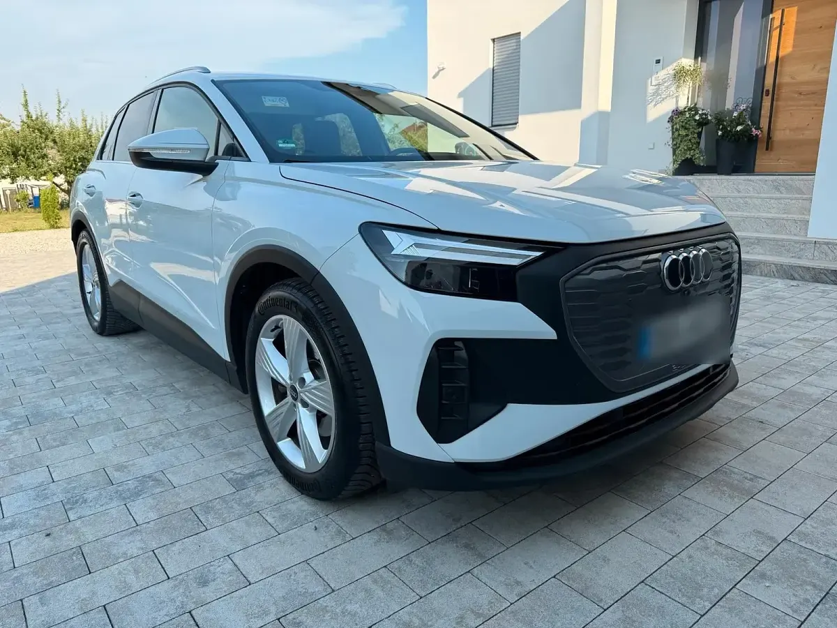 Gebraucht Audi Q4 e-tron 125 kW (170 PS) 2022 Weiß SUV