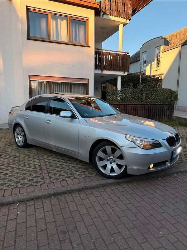 Usata BMW 523 2004 Argento Berlina