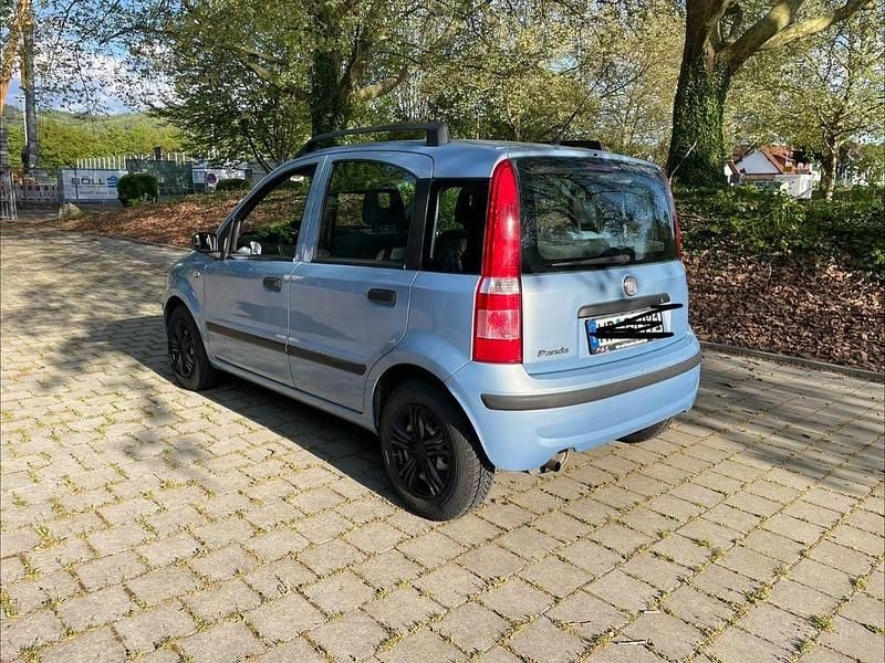 Second-hand Fiat Panda 60 CP (44 kW) 2009 Albastru Hatchback