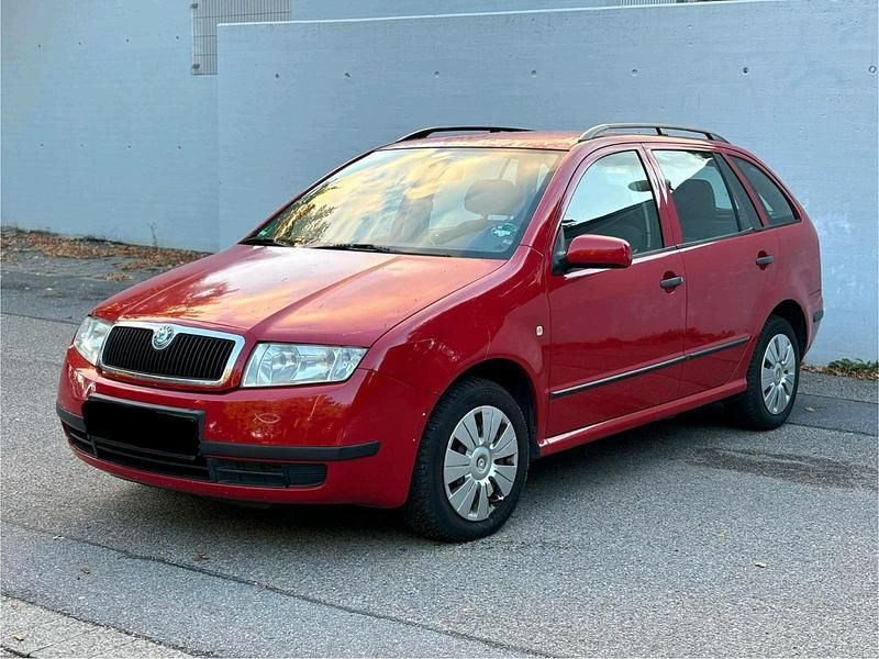 Rot Gebraucht 2003 Skoda Fabia Kombi | 1.199 € (Fairer Preis) - Bild 1/4