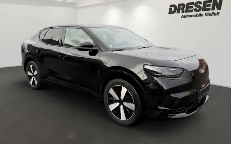 Używany Ford Capri Basis 210 kW (286 KM) 2025 Czarny SUV