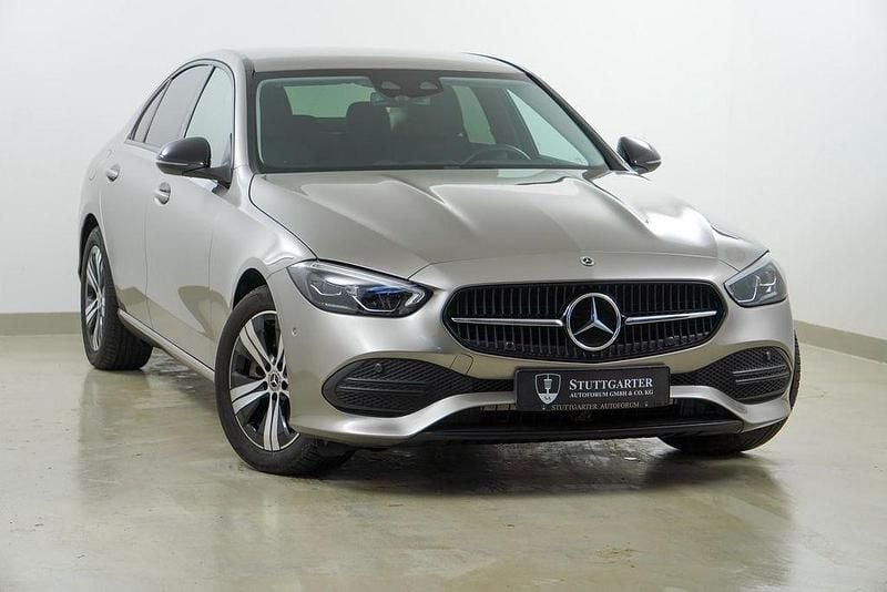 Gebraucht Mercedes C300 258 PS (189 kW) 2023 Silber Limousine