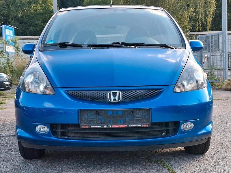 Gebraucht Honda Jazz 77 PS (56 kW) 2008 Blau Kleinwagen