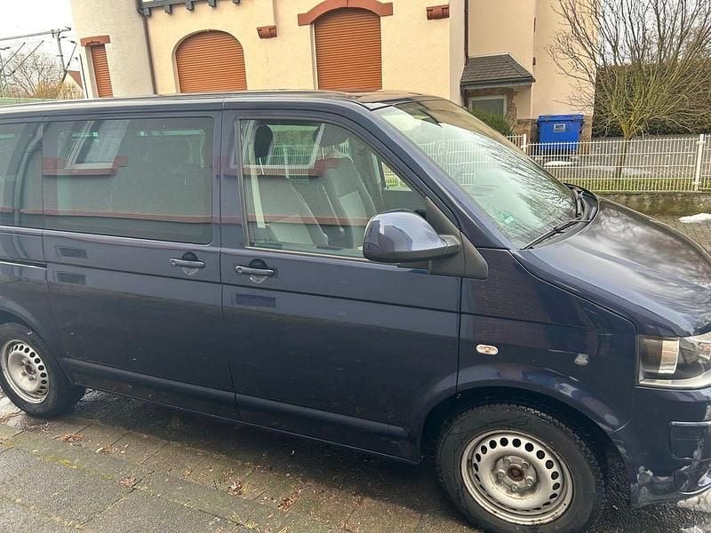 Gebraucht VW T5 140 PS (102 kW) 2010 Blau Van