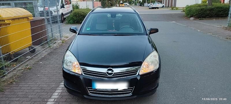 Schwarz Gebraucht 2008 Opel Astra Kombi | 2.500 € (Teuer) - Bild 1/4