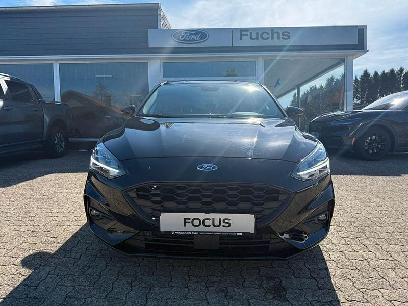 Gebraucht Ford Focus ST-Line X 155 PS (114 kW) 2021 Schwarz Limousine