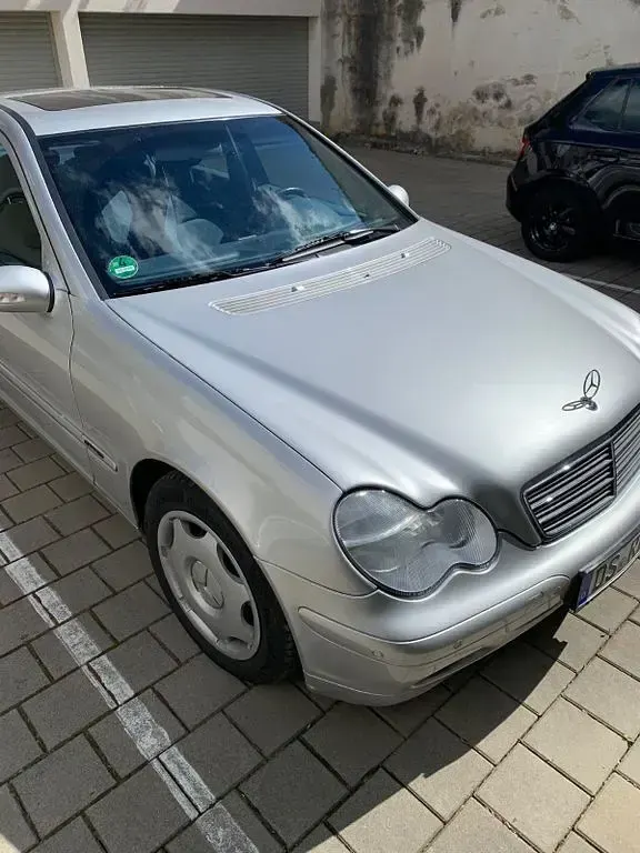 Gebraucht Mercedes C320 Classic 296 PS (217 kW) 2002 Silber Limousine