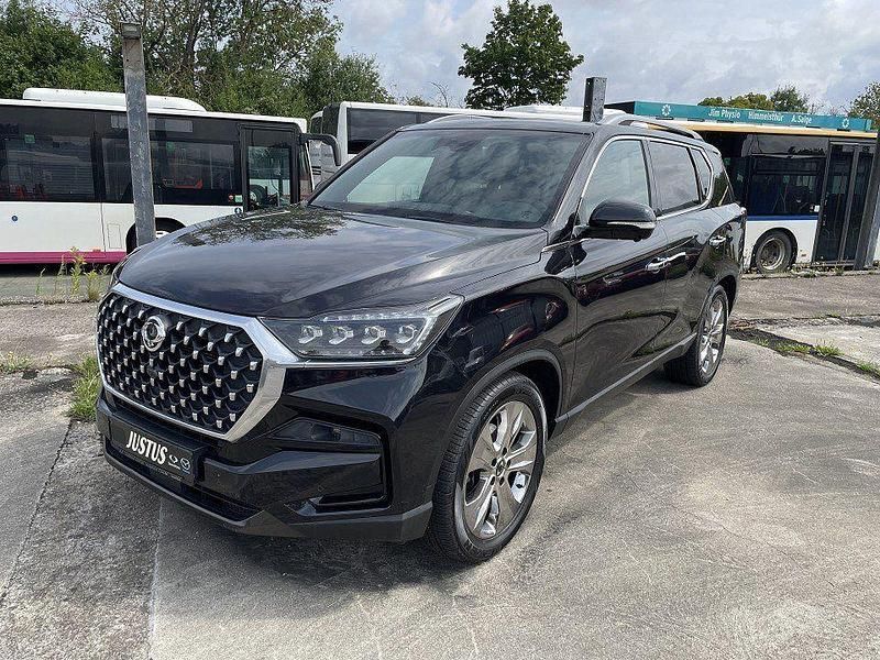 Space black Gebraucht 2021 Ssangyong Rexton Sapphire SUV | 29.990 € (Fairer Preis) - Bild 1/4