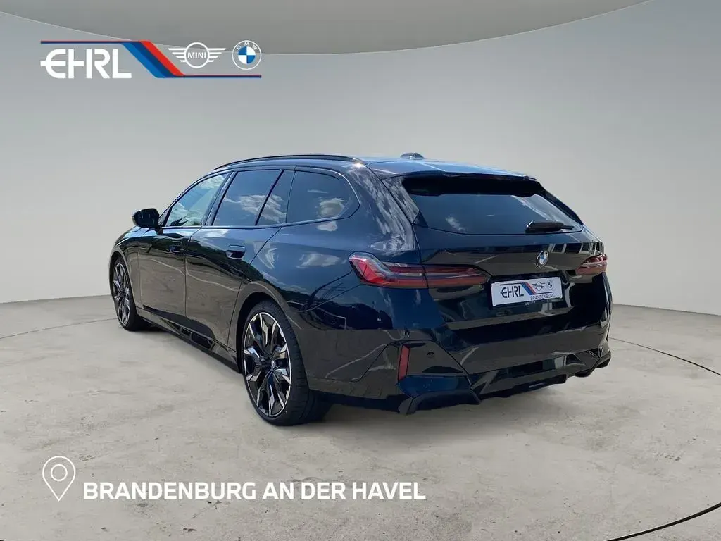 Neu BMW 540 M Sport 303 PS (222 kW) 2026 Schwarz Limousine