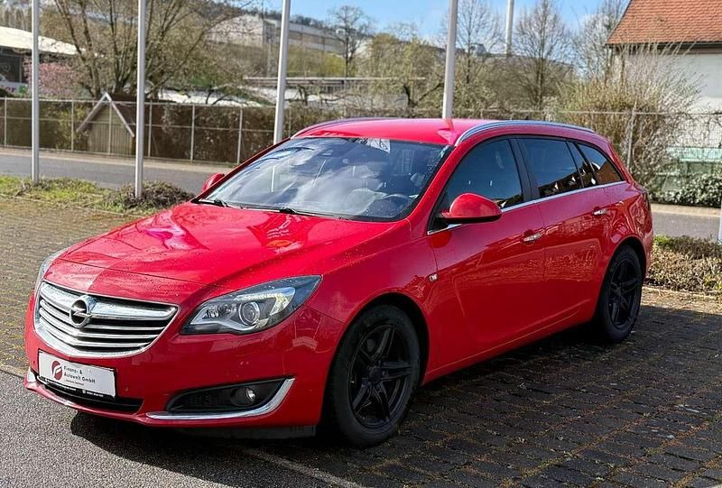 Gebraucht Opel Insignia OPC 163 PS (119 kW) 2014 Powerrot/red Kombi
