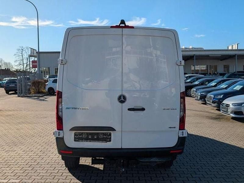 Gebraucht Mercedes Sprinter 163 PS (119 kW) 2020 Weiß Van