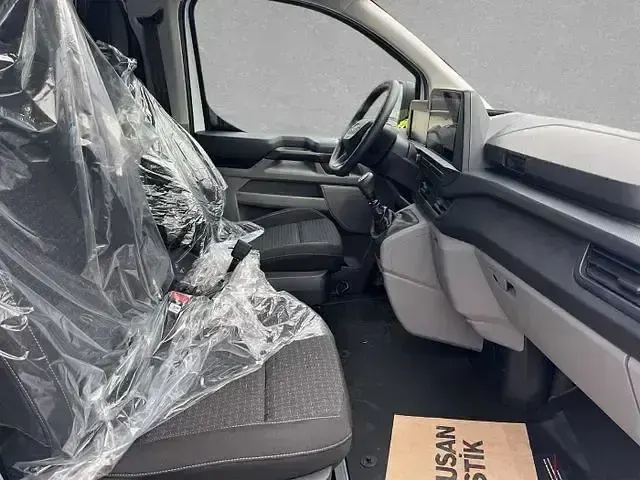 Gebraucht Ford Transit Custom Trend 110 PS (80 kW) 2024 Weiß Van / Kleinbus
