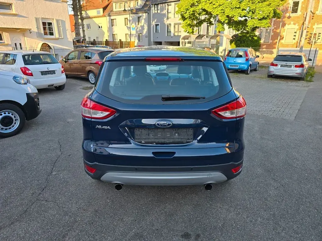 Gebraucht Ford Kuga Titanium 182 PS (133 kW) 2013 Blau SUV