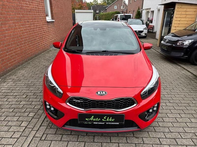 Gebraucht Kia Ceed GT-Track 204 PS (150 kW) 2014 Rot Kleinwagen
