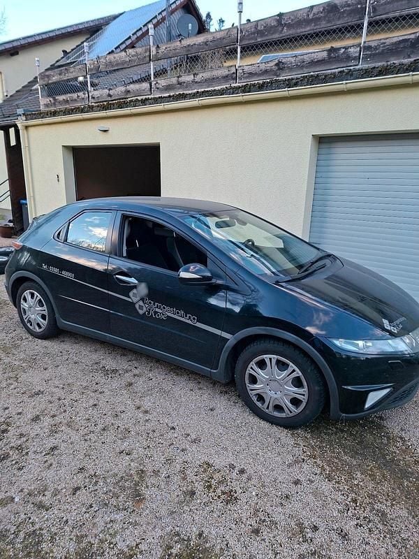 Gebraucht Honda Civic 140 PS (102 kW) 2006 Schwarz Kleinwagen