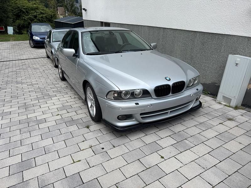 Silber Gebraucht 2001 BMW 530 Limousine | 5.000 € (Fairer Preis) - Bild 1/4