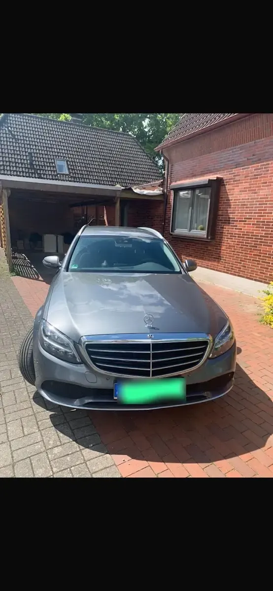 Gebraucht Mercedes C300 Exclusive 195 PS (143 kW) 2020 Andere farben Kombi