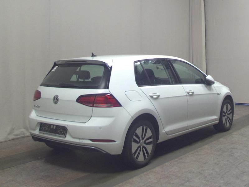 Gebraucht VW e-Golf Comfortline 100 kW (136 PS) 2020 Weiss Kleinwagen