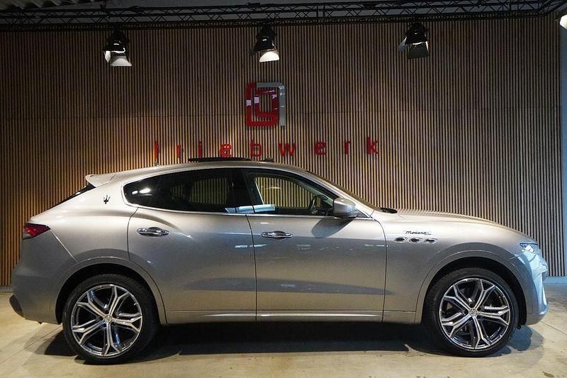 Gebraucht Maserati Levante 430 PS (316 kW) 2022 Grau SUV