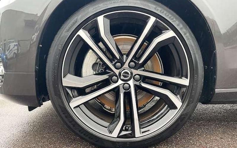 Gebraucht Volvo V90 Ultra 350 PS (257 kW) 2024 Grau Kombi