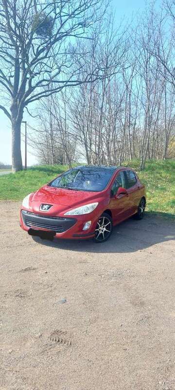 Rot Gebraucht 2008 Peugeot 308 Sport Limousine | 2.800 € (Guter Preis) - Bild 1/4