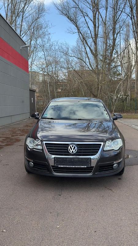 Gebraucht VW Passat 115 PS (84 kW) 2007 Braun Limousine
