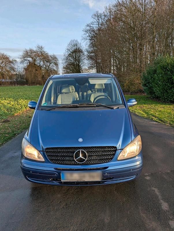 Blau Gebraucht 2009 Mercedes Viano Van / Kleinbus | 7.450 € (Superpreis) - Bild 1/4
