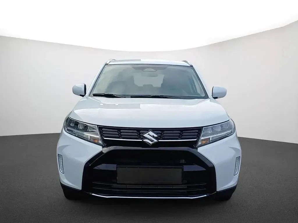 Gebraucht Suzuki Vitara Comfort 110 PS (80 kW) 2025 Cool white pearl met SUV