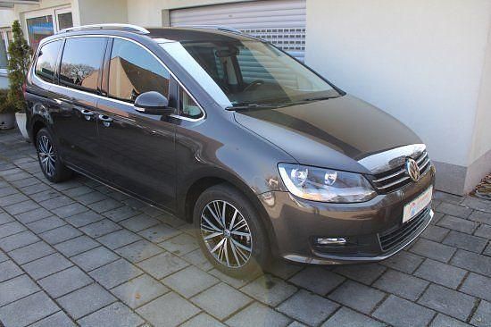 Gebraucht VW Sharan Allstar 150 PS (110 kW) 2016 Blackoakbrown Van / Kleinbus