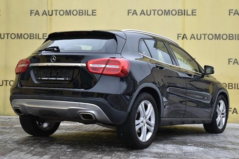Gebraucht Mercedes GLA200 156 PS (114 kW) 2015 Schwarz SUV