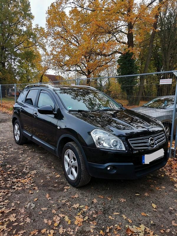 Schwarz Gebraucht 2009 Nissan Qashqai SUV | 8.000 € (Teuer) - Bild 1/4