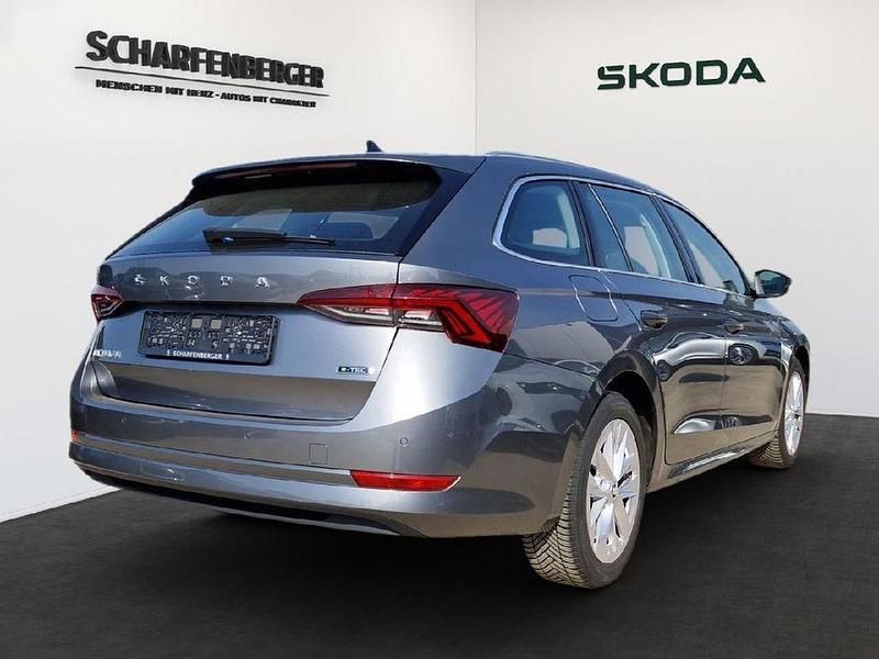 Gebraucht Skoda Octavia Style 110 PS (80 kW) 2024 Grau Kombi