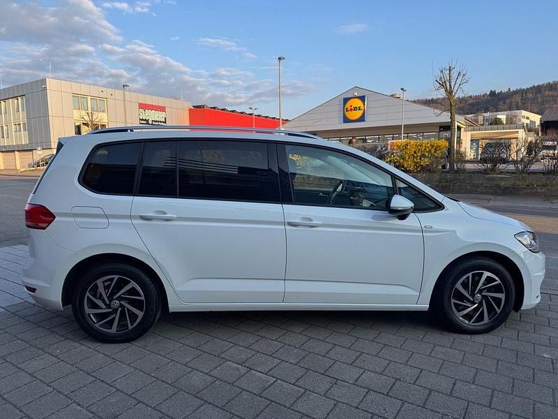 Gebraucht VW Touran Join 116 PS (85 kW) 2018 Weiß Van / Kleinbus