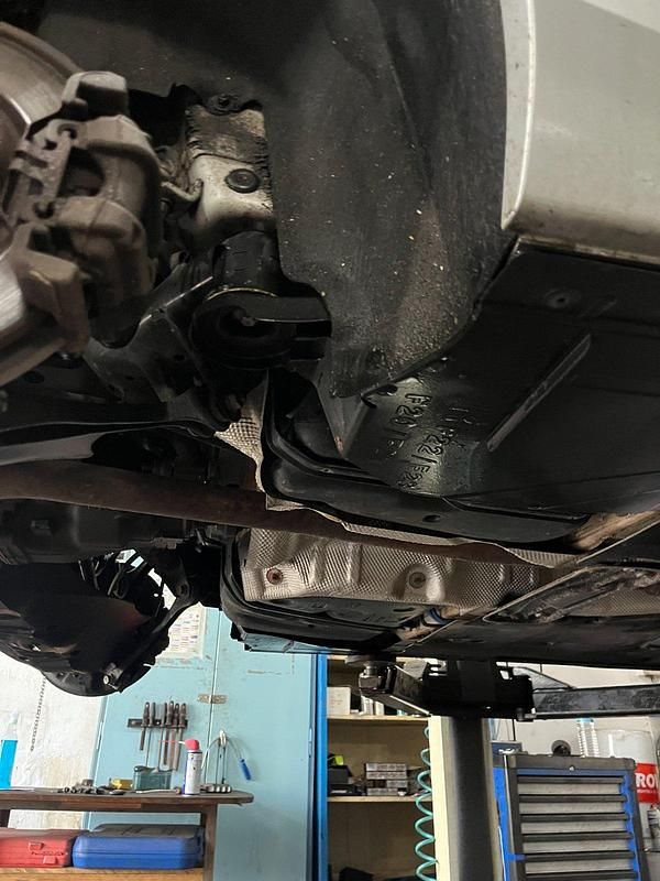 Gebraucht BMW 116 Advantage 116 PS (85 kW) 2015 Silber Kleinwagen