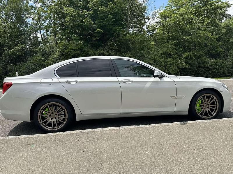 Gebraucht 2011 BMW 730 Limousine | 13.500 € - Bild 1/4