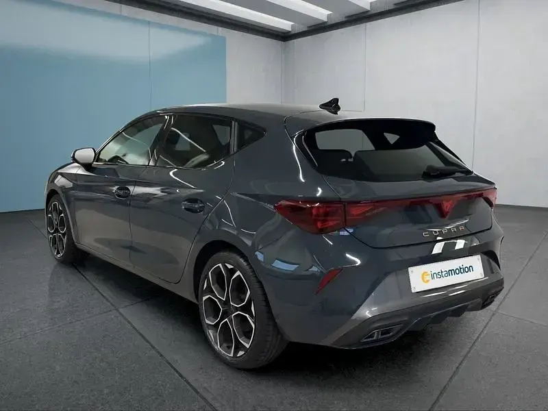 Gebraucht Cupra Leon 150 PS (110 kW) 2025 Blau Kleinwagen
